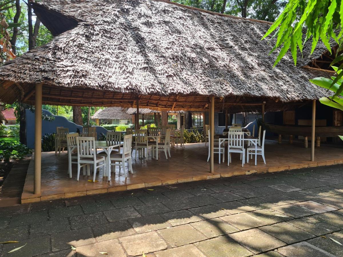 Honey Badger Lodge Moshi Exterior foto