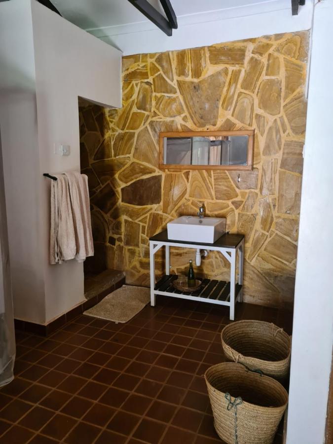 Honey Badger Lodge Moshi Exterior foto